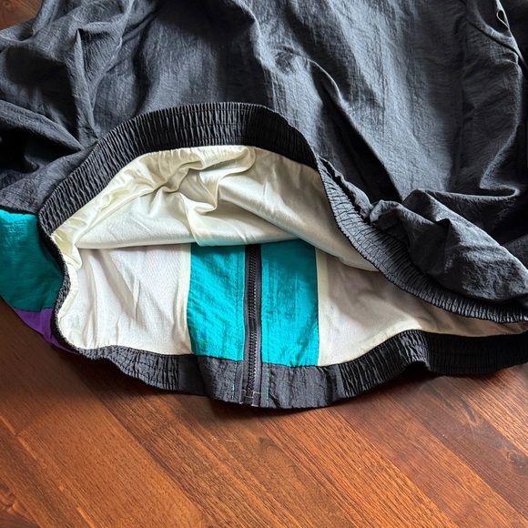 VINTAGE and rare 90 Jack Daniels Jacket - hilton Black, Purple, Teal - large men - Picture 8 of 8